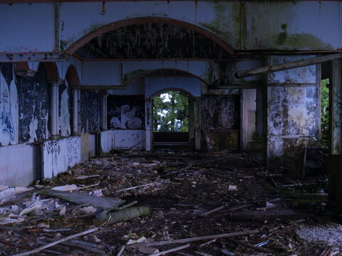 old abandoned building
