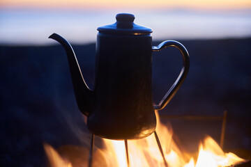 夕焼けと焚き火、そしてケトル_02