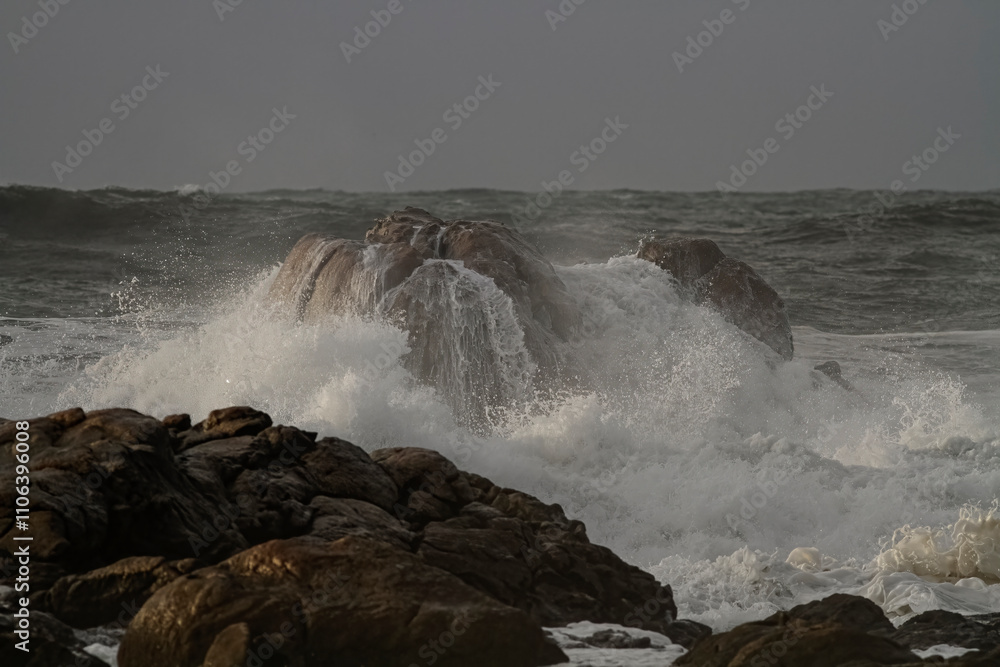 Poster Flooded sea cliff