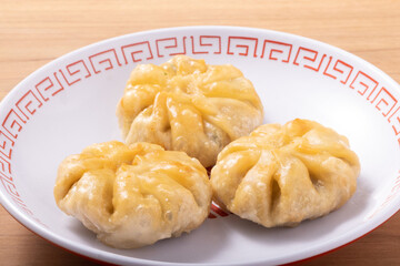 ニラ饅頭