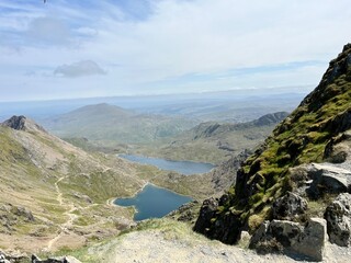 Naklejka premium landscape with lake and mountains from peak