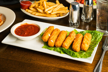 Mozzarella sticks with marianar