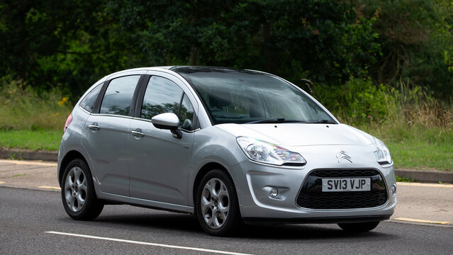 2013, silver Citroen C3
