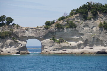 円月島