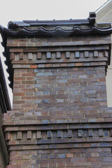 古いレンガ造りの建物