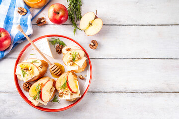 Autumn Apple Brie Crostini with Walnuts and Honey