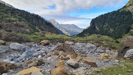 La haute-vallée du Gave de Pau vue depuis le cirque de Gavarnie