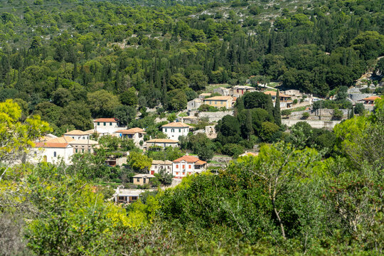 Das Bergdorf Loucha auf Zakynthos
