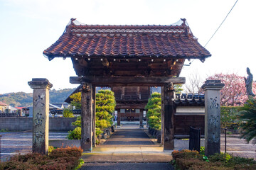 南総里見八犬伝ゆかりの大岳院（鳥取県倉吉市）