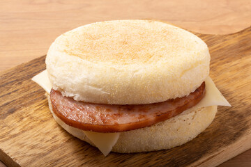 ソーセージマフィン