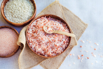 Pink Himalayan salt and Celtic salt in wooden  bowls
