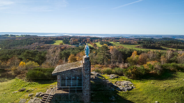 Chapelle roche de Vic