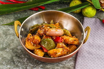 Potato with bell pepper and gravy