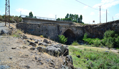 Hatun Bridge, located in Malazgirt, Mus, Turkey, was built during the Seljuk period.