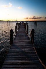 Obraz premium Empty pier in Keys 