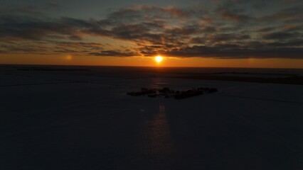 Naklejka premium Cold Winter Sunset