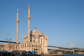 Naklejka premium Ortaköy Mosque with the Bosphorus Bridge in the Background