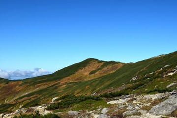 Fototapeta premium 紅葉の日本百名山「飯豊山」