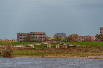 Auf der Waal bei Nijmegen