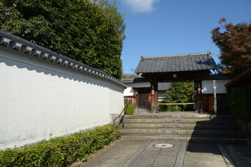妙心寺　東林院の山門　京都市右京区花園