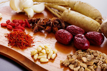 たくさんの薬膳食材