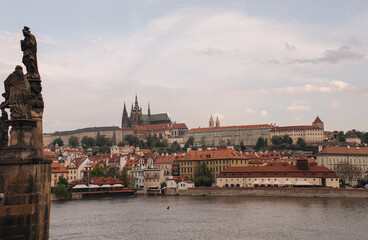 Obraz premium view of Prague Castle and the river vltava in prague