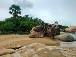 Elephant Rock on Pasikuda Beach, Sri Lanka
