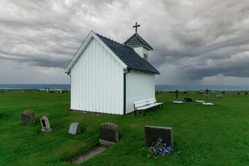 Varhaug gamle kyrkjegard - the old chapel and cemetery