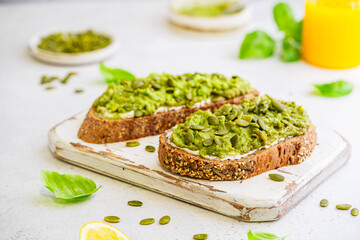 Healthy avocado toast