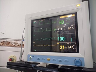 Fototapeta premium pressure monitor in hospital