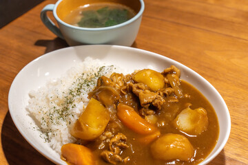 美味しいカレーとスープ
