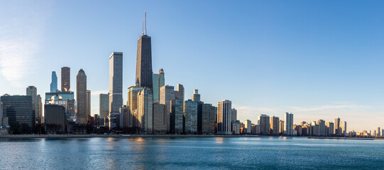 Fototapeta premium City skyline of Chicago at sunset