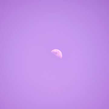 Luna al atardecer, fotos de la luna.