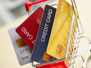 Consumer behavior and credit cards personal finance management in the digital retail economy