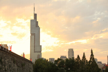 Obraz premium Sunset View of the Nanjing’s Skyline and Old City Wall, China