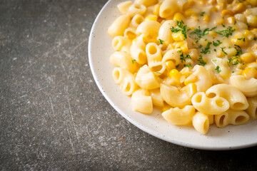 macaroni creamy corn cheese on plate