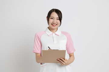 日本人の介護士