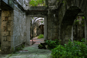 Naklejka premium Inside an old abandoned building in Intramuros, Manila