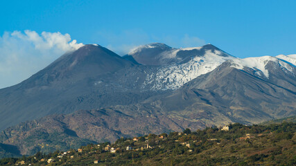Fototapeta premium L'Etna en hiver