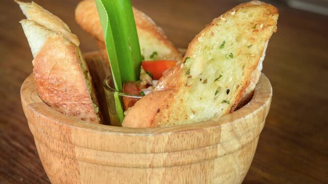 garlic bread