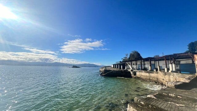 Panor&aacute;mica del mar en Moa&ntilde;a, Galicia