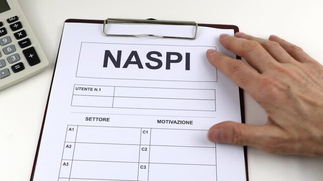 Indicate the question relating to filling in the Italian NASPI form, chosen based on the topic to be discussed.