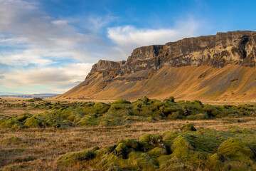 Fototapeta premium Mountain in a beautiful weather in the autumn, Iceland