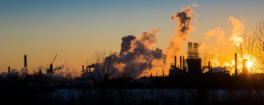 Wood River Oil Refinery Roxana, Illinois outside of St. Louis is owned by Phillips 66