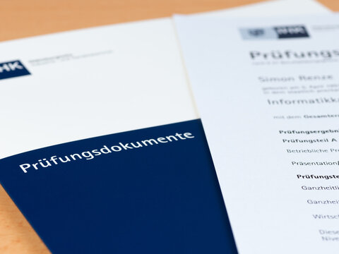 IHK Pr&uuml;fungszeugnis - Abschlusszeugnis - F&auml;cher und Pr&uuml;fungsergebnisse