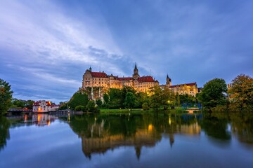 Obraz premium View of the Hohenzollern Castle in Sigmaringen in Germany.