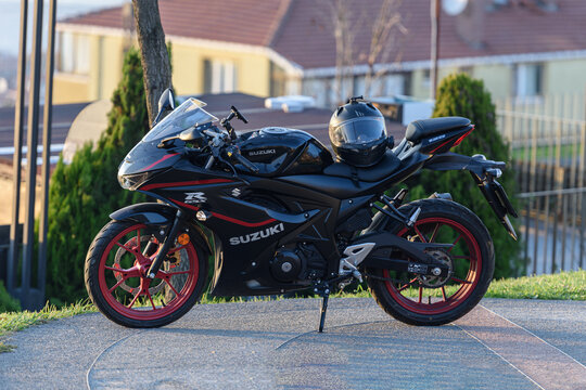 ISTANBUL, TURKEY - NOVEMBER 27, 2024: A stylish Suzuki GSX R 125 motorcycle parked at a Camlica park area.