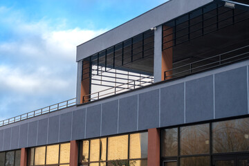 Organization of parking in the neighborhood. Parking on the roof of the building.