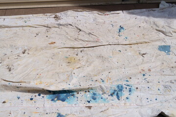 ペンキ汚れのついた布