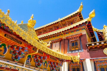 Obraz premium Most beautiful Buddhist Tibetan Monastery in Shangri-La, the Songzanlin Monastery or the little Potala Palace in China